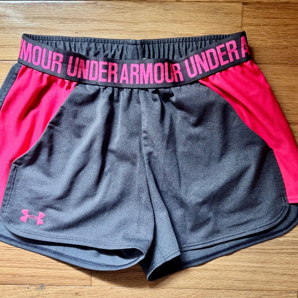 Under Armour Athletic Shorts / Size Small